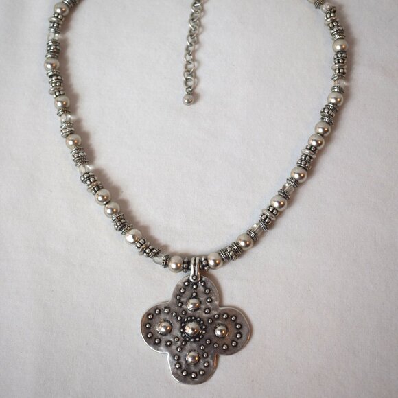 Chico's Silvertone Beaded Adjustable Necklace With Silvertone Clover Medallion - Picture 1 of 4